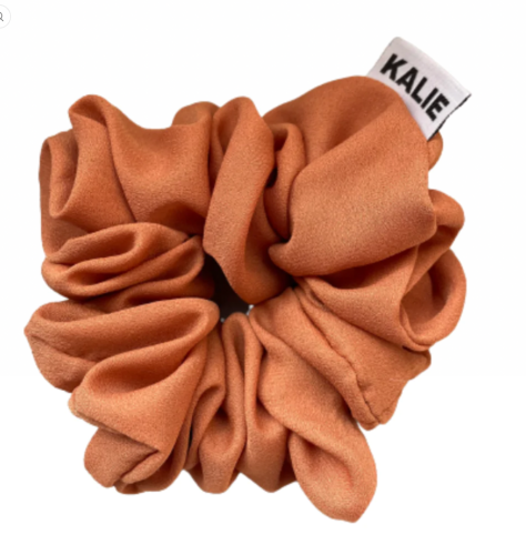 Scrunchie Mevana en mousseline de soie